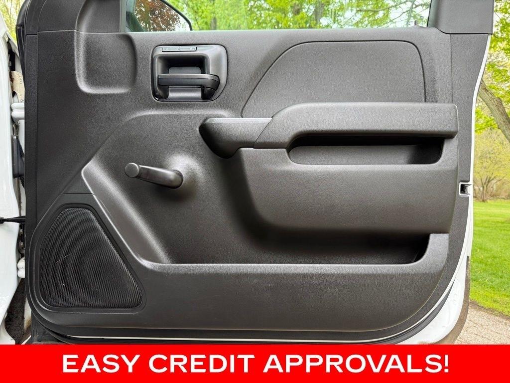 Chevrolet Silverado 1500 4WD Reg Cab 133.0" Work Truck 2016