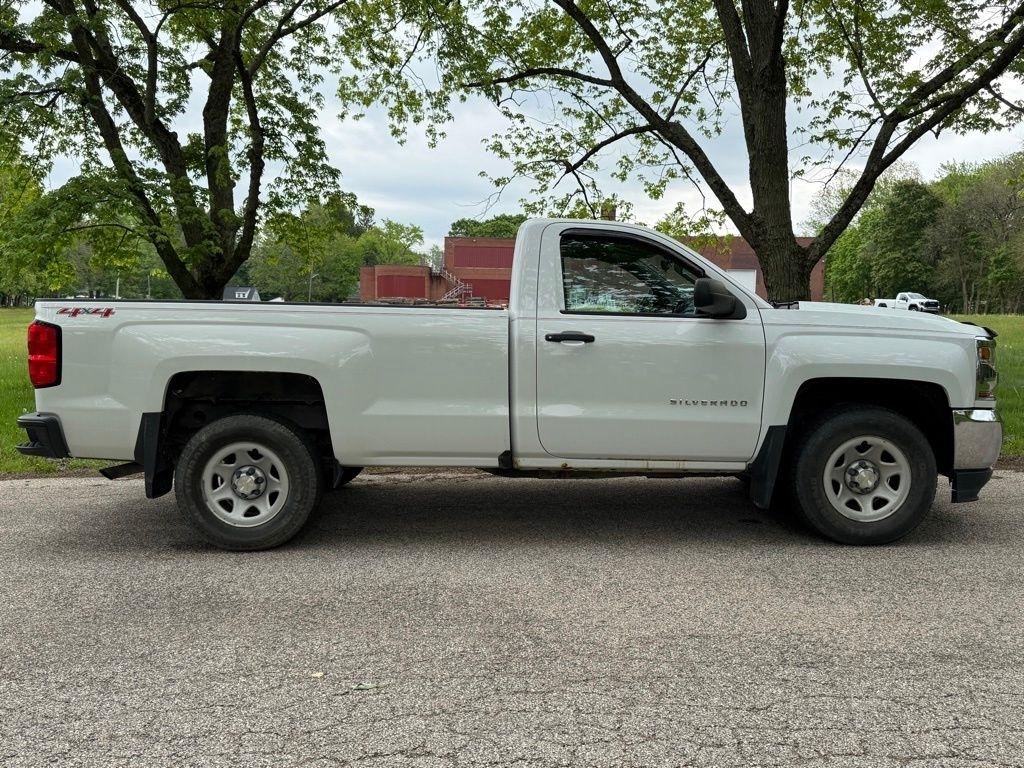 Chevrolet Silverado 1500 4WD Reg Cab 133.0" Work Truck 2016