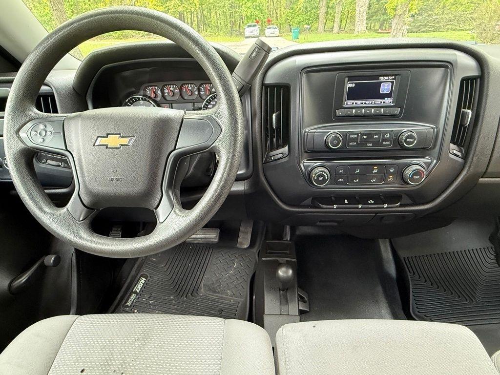 Chevrolet Silverado 1500 4WD Reg Cab 133.0" Work Truck 2016