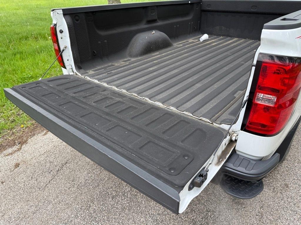 Chevrolet Silverado 1500 4WD Reg Cab 133.0" Work Truck 2016