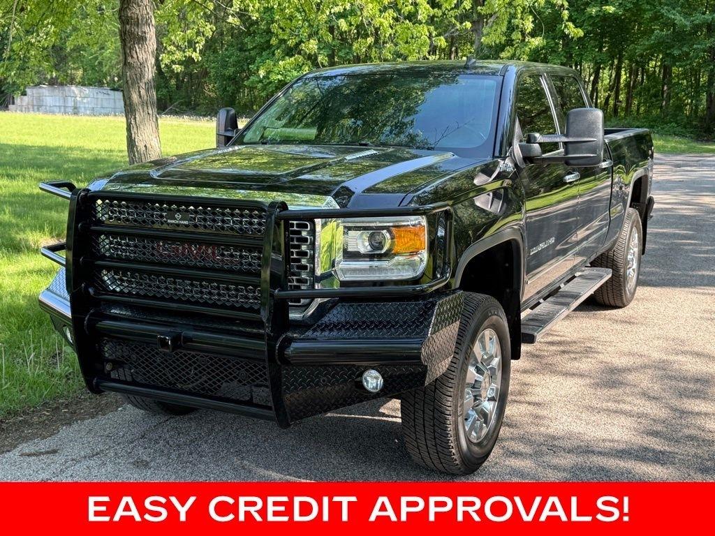 2015 GMC Sierra 4WD Crew Cab Short Box's photo
