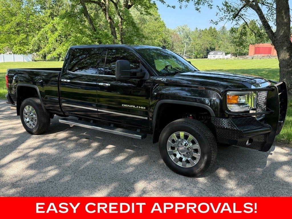GMC Sierra 2500HD 4WD Crew Cab 153.7" Denali 2015