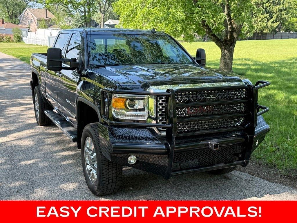 GMC Sierra 2500HD 4WD Crew Cab 153.7" Denali 2015