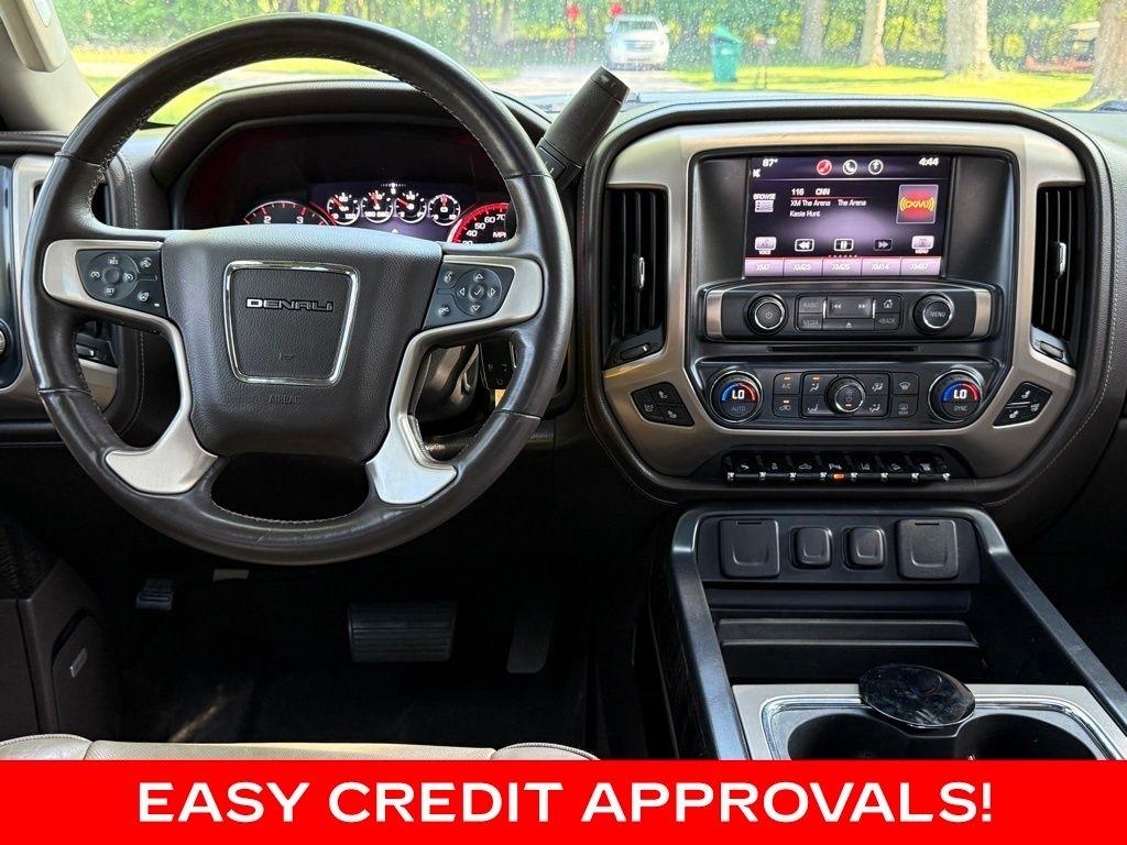 GMC Sierra 2500HD 4WD Crew Cab 153.7" Denali 2015