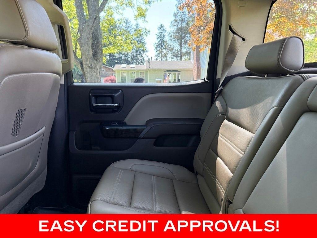 GMC Sierra 2500HD 4WD Crew Cab 153.7" Denali 2015