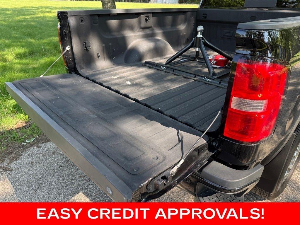 GMC Sierra 2500HD 4WD Crew Cab 153.7" Denali 2015