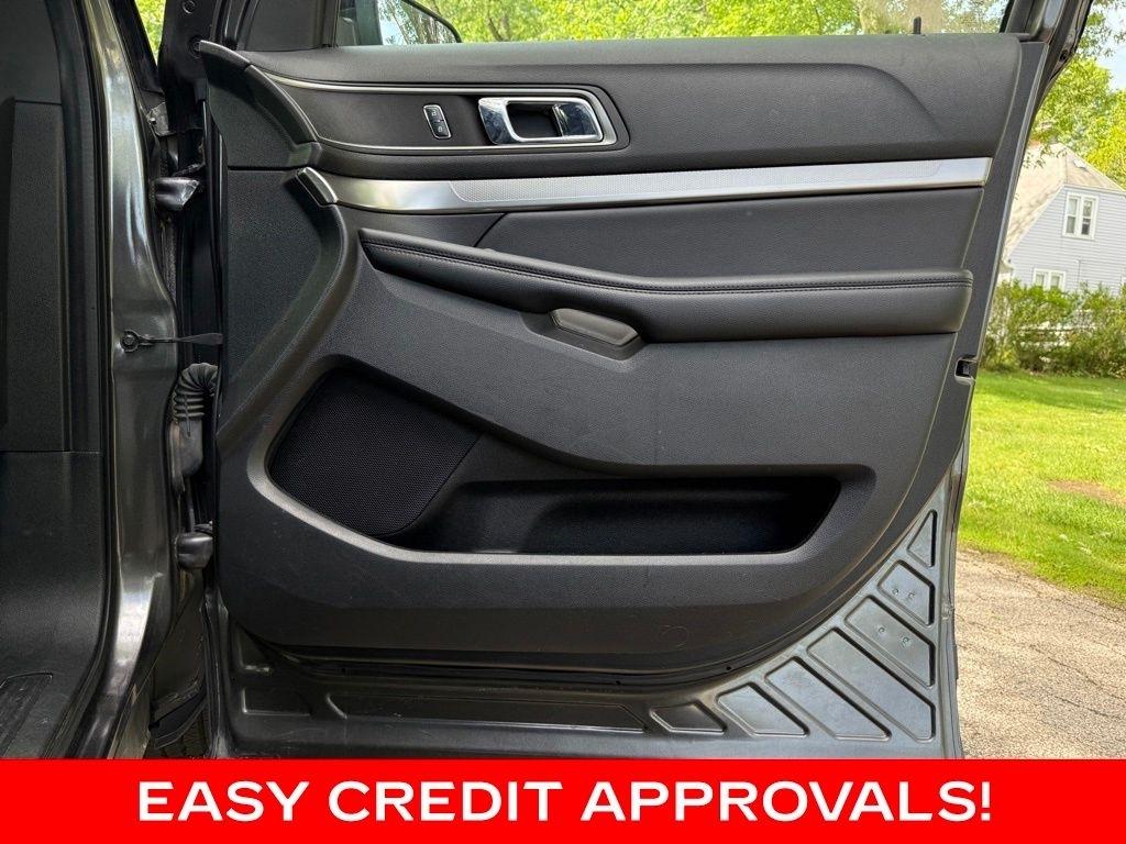 Ford Explorer XLT 4WD 2018