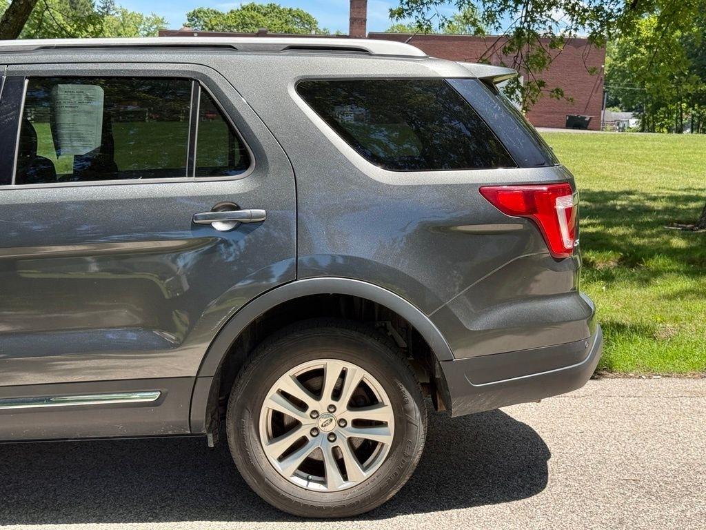 Ford Explorer XLT 4WD 2018