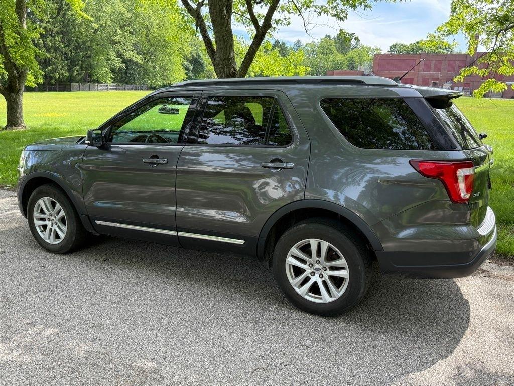 Ford Explorer XLT 4WD 2018