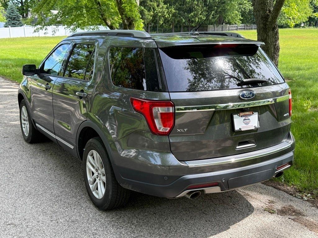 Ford Explorer XLT 4WD 2018