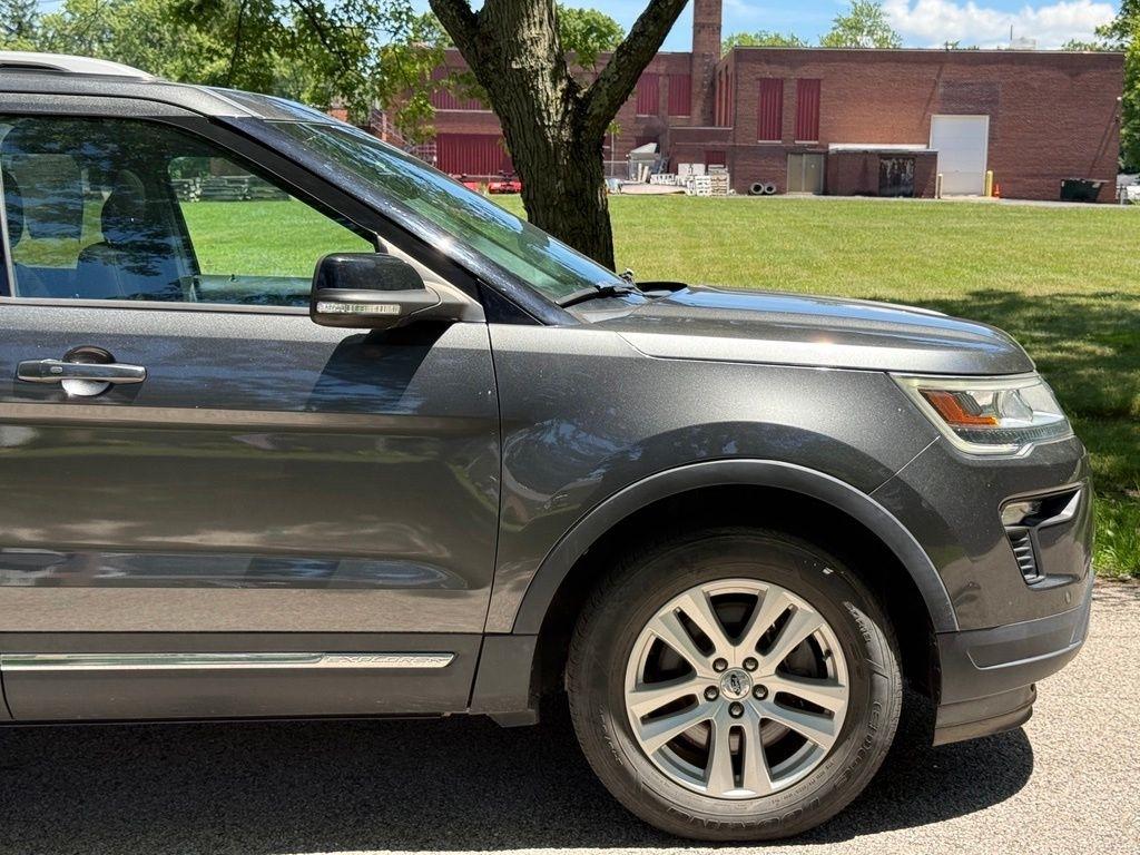 Ford Explorer XLT 4WD 2018