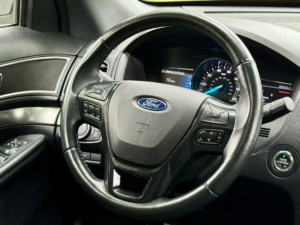 Ford Explorer XLT 4WD 2018
