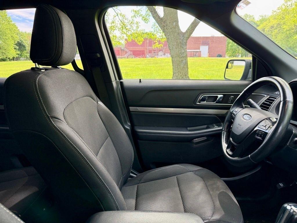Ford Explorer XLT 4WD 2018