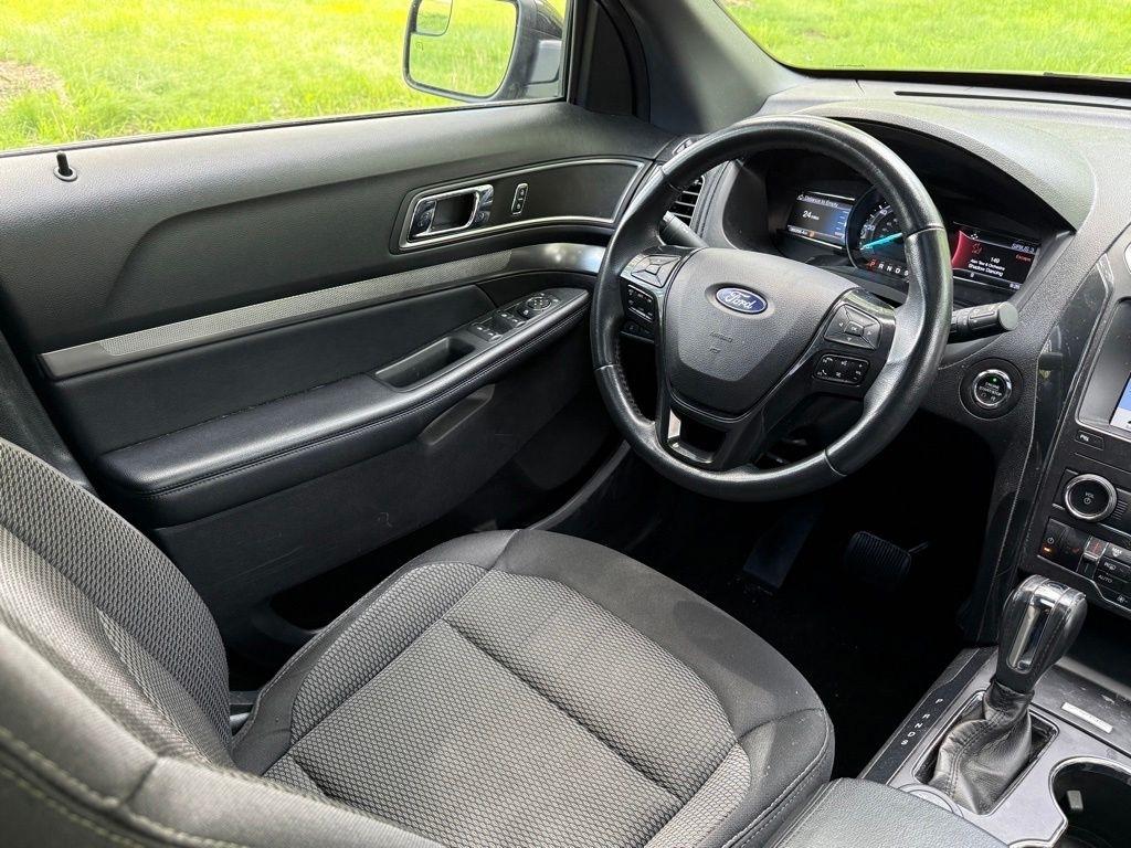 Ford Explorer XLT 4WD 2018