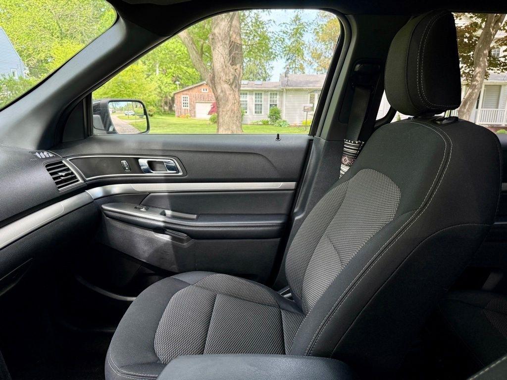 Ford Explorer XLT 4WD 2018