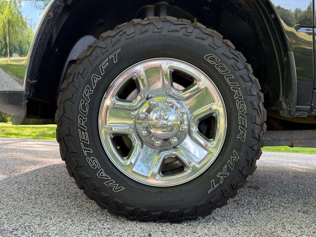 RAM 2500 Tradesman 4x4 Crew Cab 6'4" Box 2017
