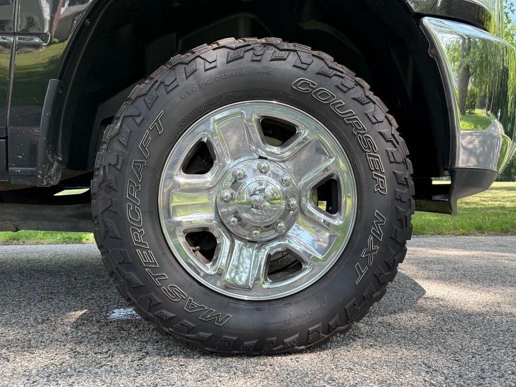 RAM 2500 Tradesman 4x4 Crew Cab 6'4" Box 2017