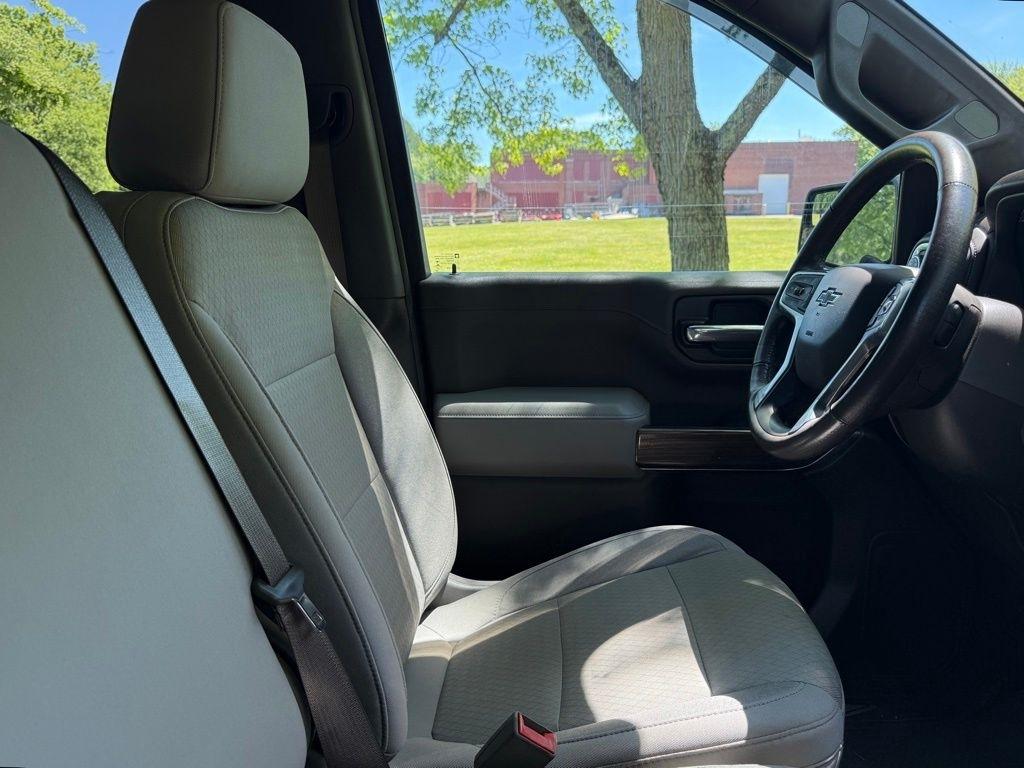 Chevrolet Silverado 1500 4WD Crew Cab 147" RST 2019