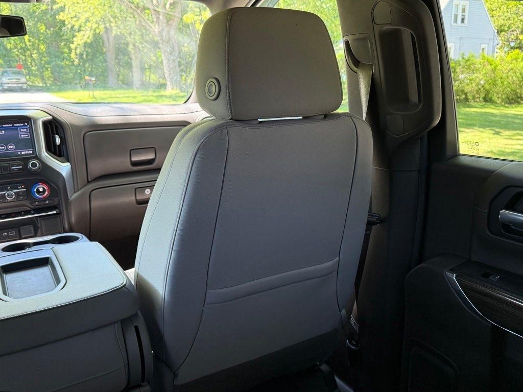 Chevrolet Silverado 1500 4WD Crew Cab 147" RST 2019
