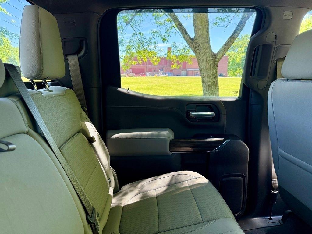 Chevrolet Silverado 1500 4WD Crew Cab 147" RST 2019