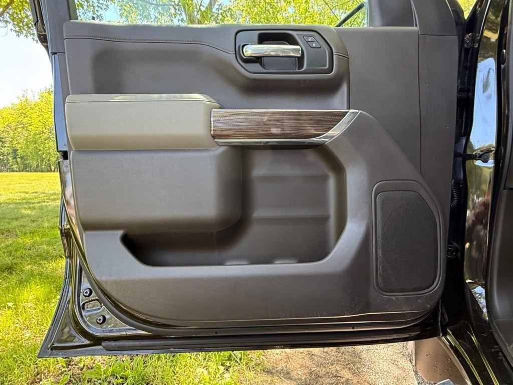Chevrolet Silverado 1500 4WD Crew Cab 147" RST 2019