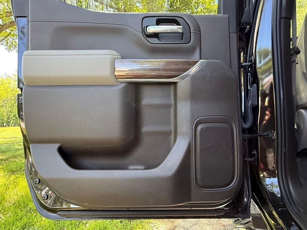 Chevrolet Silverado 1500 4WD Crew Cab 147" RST 2019