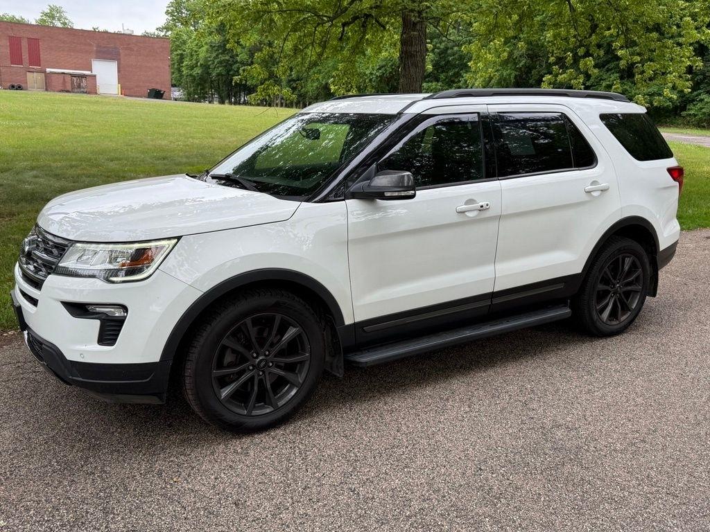 Ford Explorer XLT 4WD 2018