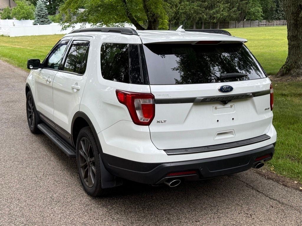 Ford Explorer XLT 4WD 2018