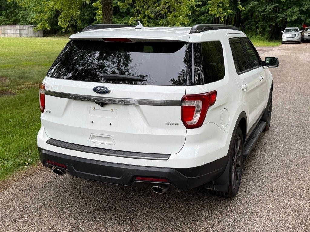 Ford Explorer XLT 4WD 2018