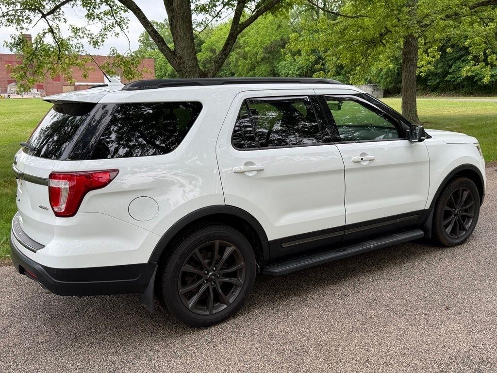 Ford Explorer XLT 4WD 2018