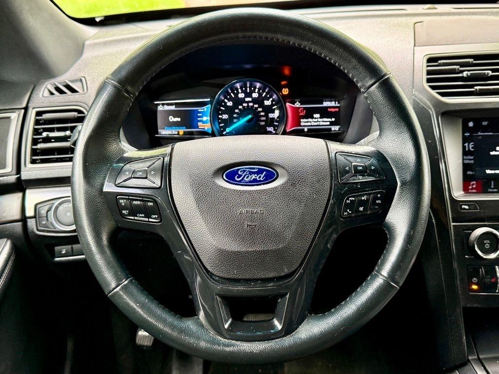 Ford Explorer XLT 4WD 2018