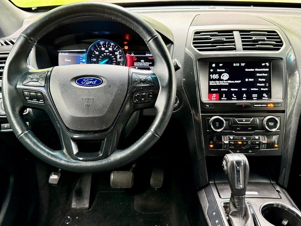 Ford Explorer XLT 4WD 2018