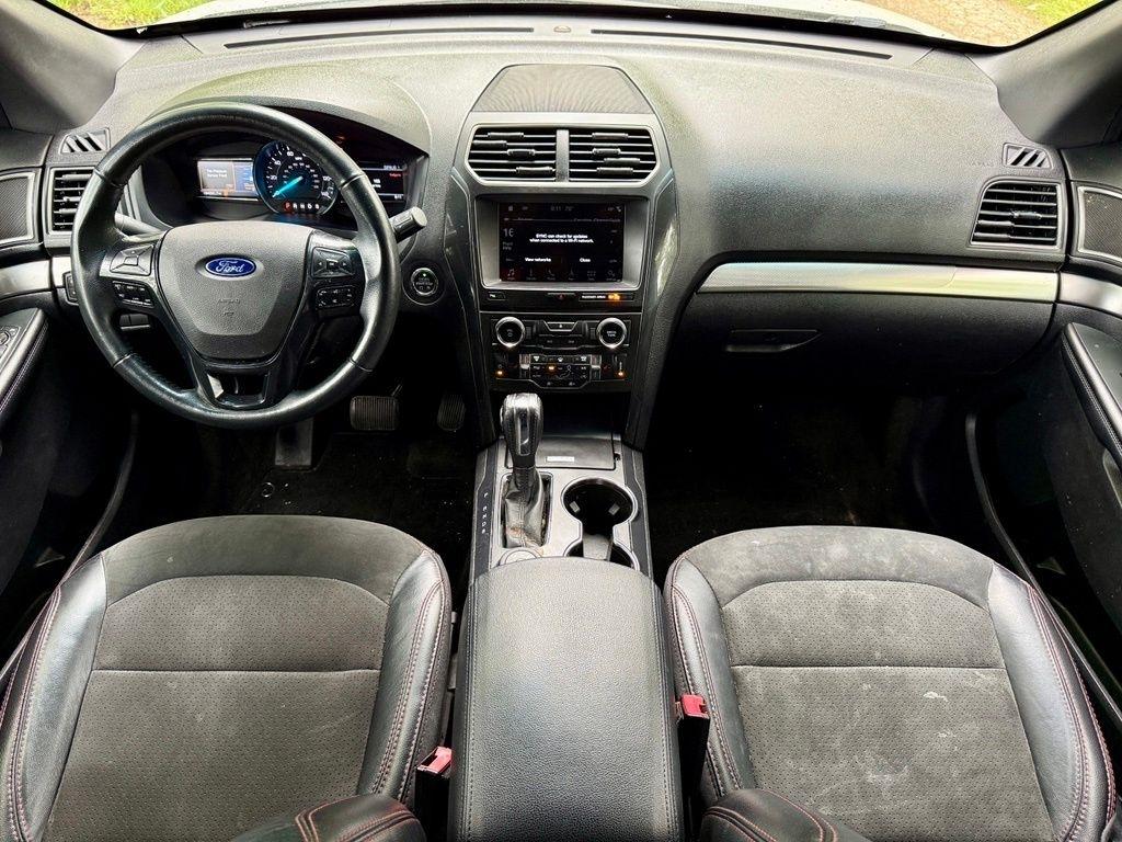 Ford Explorer XLT 4WD 2018
