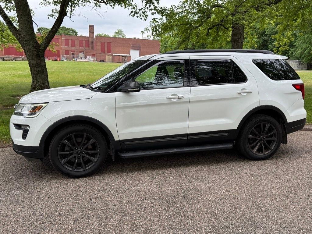 Ford Explorer XLT 4WD 2018