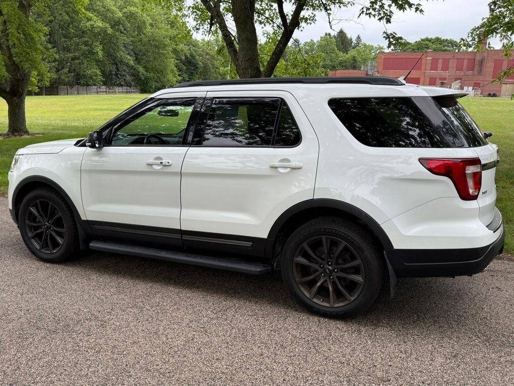 Ford Explorer XLT 4WD 2018