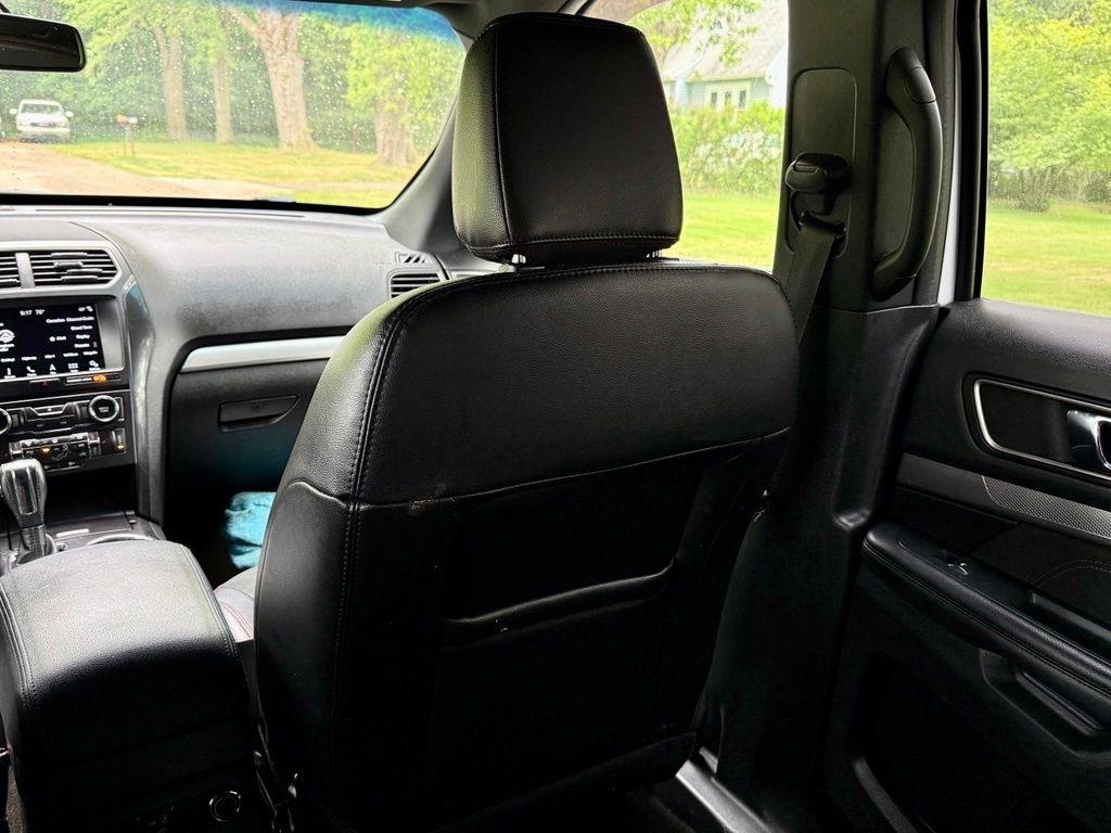 Ford Explorer XLT 4WD 2018