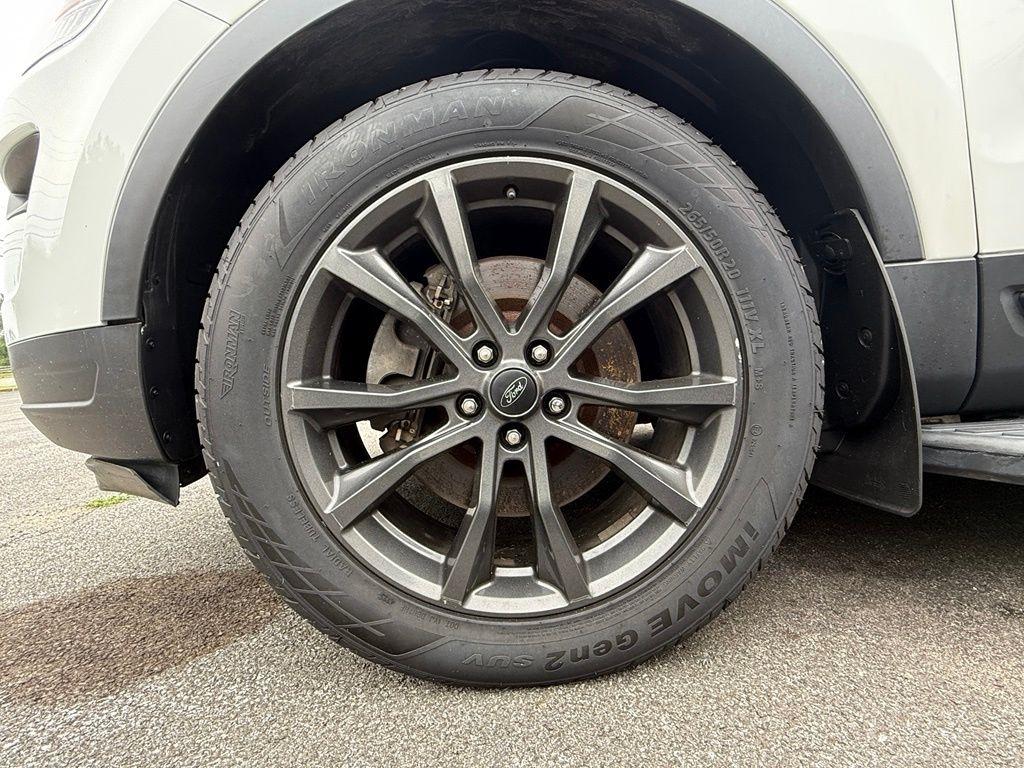 Ford Explorer XLT 4WD 2018