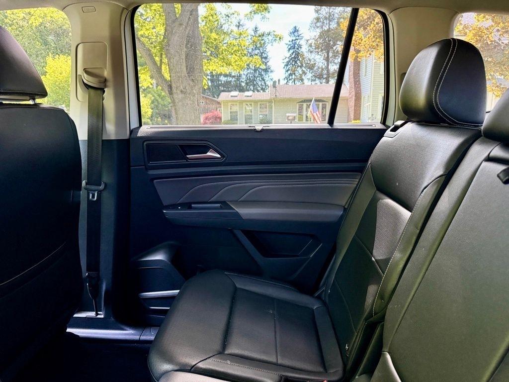 Volkswagen Atlas 2021.5 3.6L V6 SE w/Technology FWD 2021