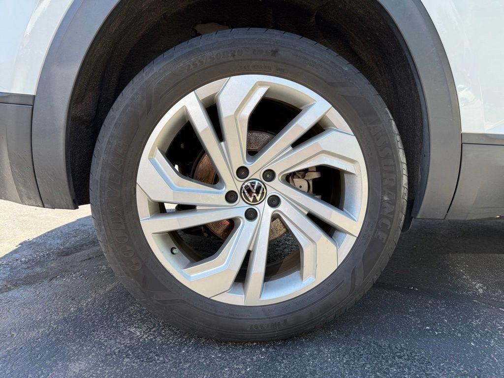 Volkswagen Atlas 2021.5 3.6L V6 SE w/Technology FWD 2021