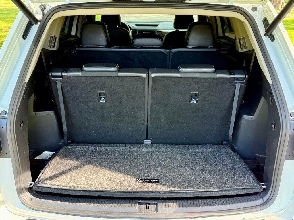 Volkswagen Atlas 2021.5 3.6L V6 SE w/Technology FWD 2021