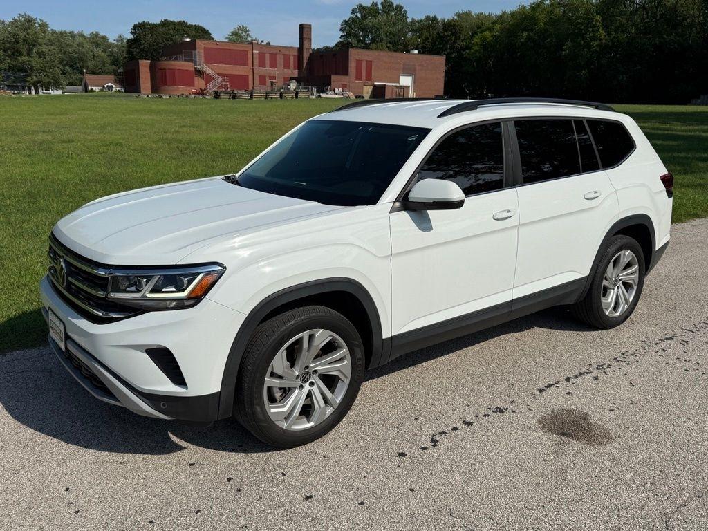 Volkswagen Atlas 2021.5 3.6L V6 SE w/Technology FWD 2021