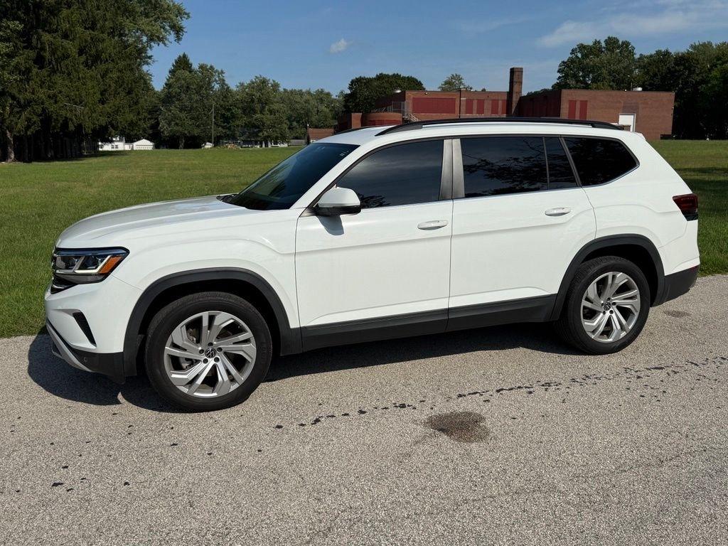 Volkswagen Atlas 2021.5 3.6L V6 SE w/Technology FWD 2021