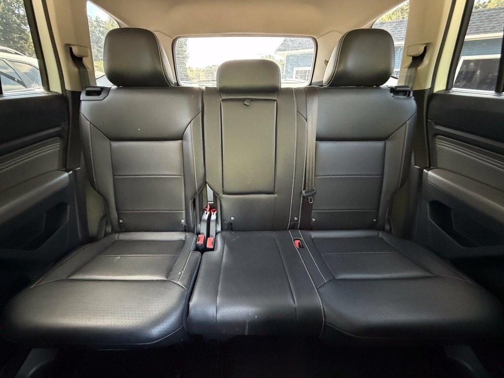 Volkswagen Atlas 2021.5 3.6L V6 SE w/Technology FWD 2021
