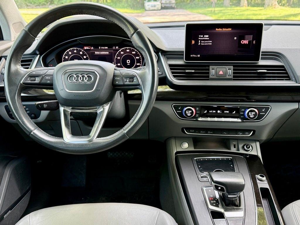 Audi Q5 Premium Plus 45 TFSI quattro 2019