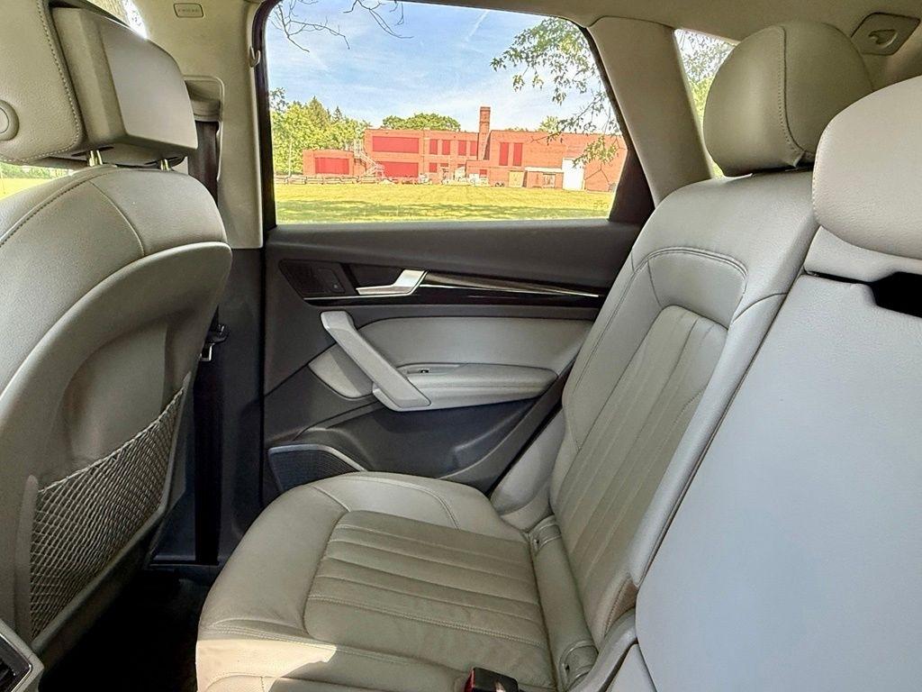 Audi Q5 Premium Plus 45 TFSI quattro 2019