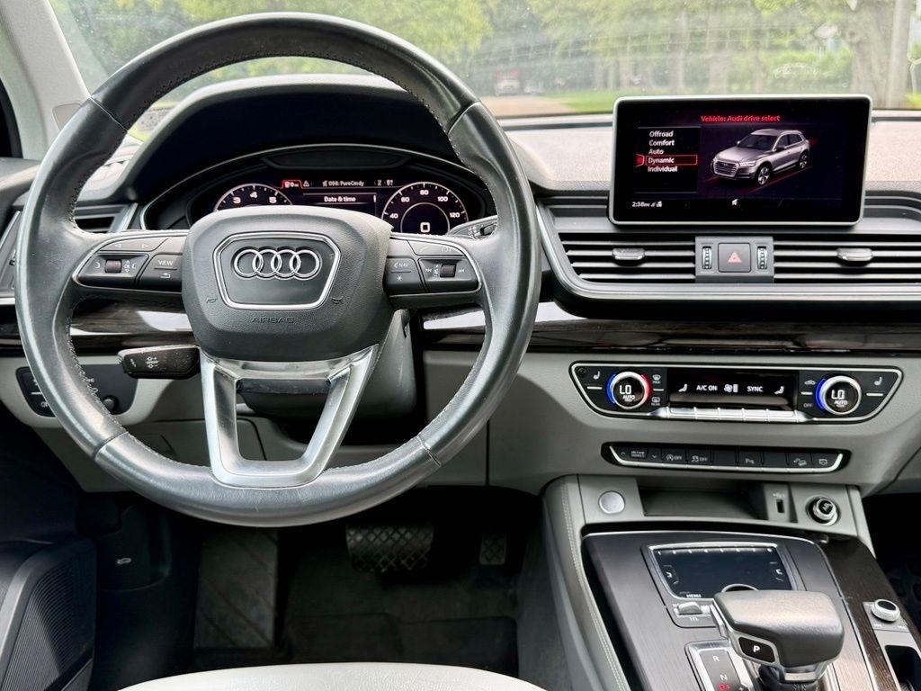 Audi Q5 Premium Plus 45 TFSI quattro 2019