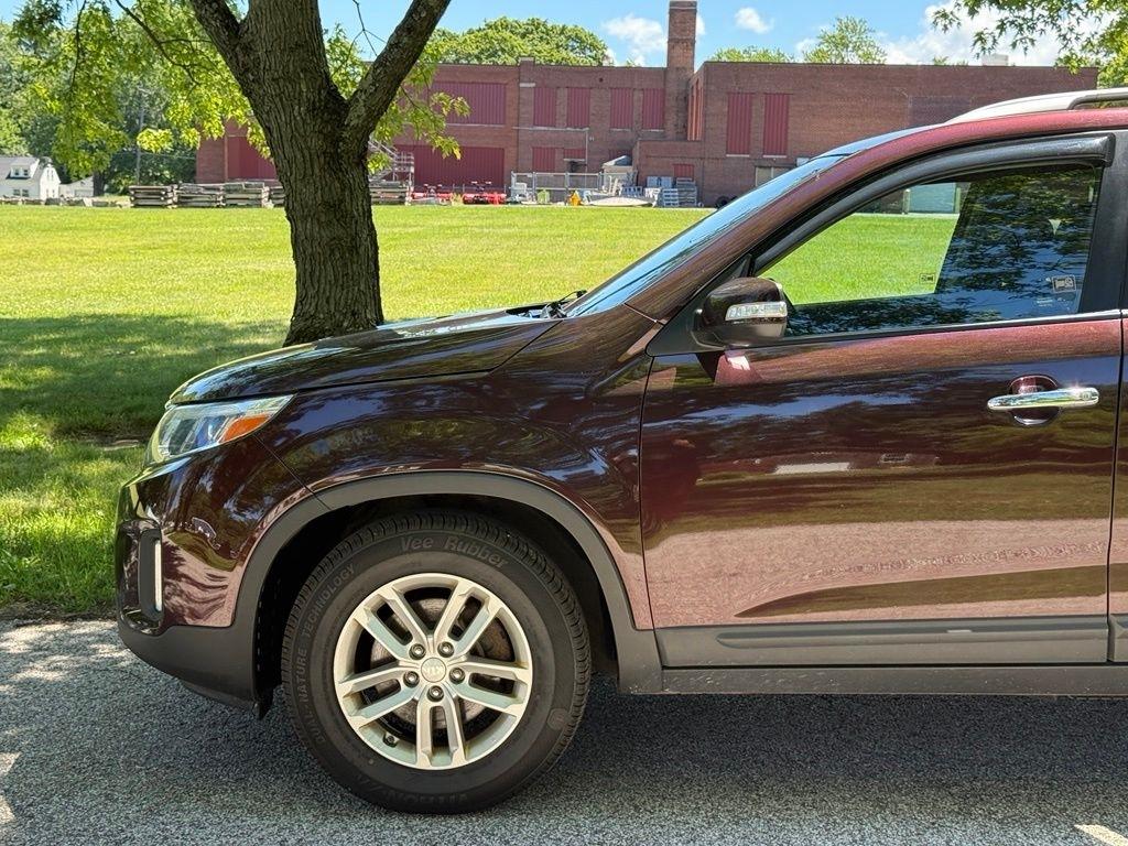 Kia Sorento 2WD 4dr I4 LX 2014