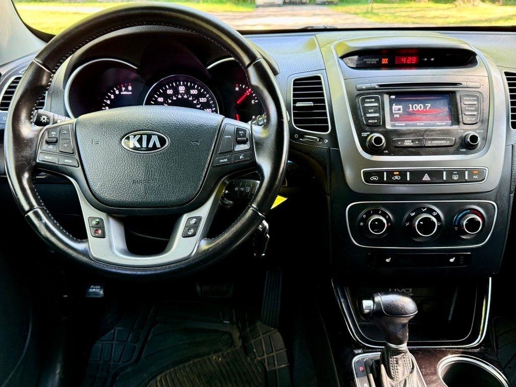 Kia Sorento 2WD 4dr I4 LX 2014