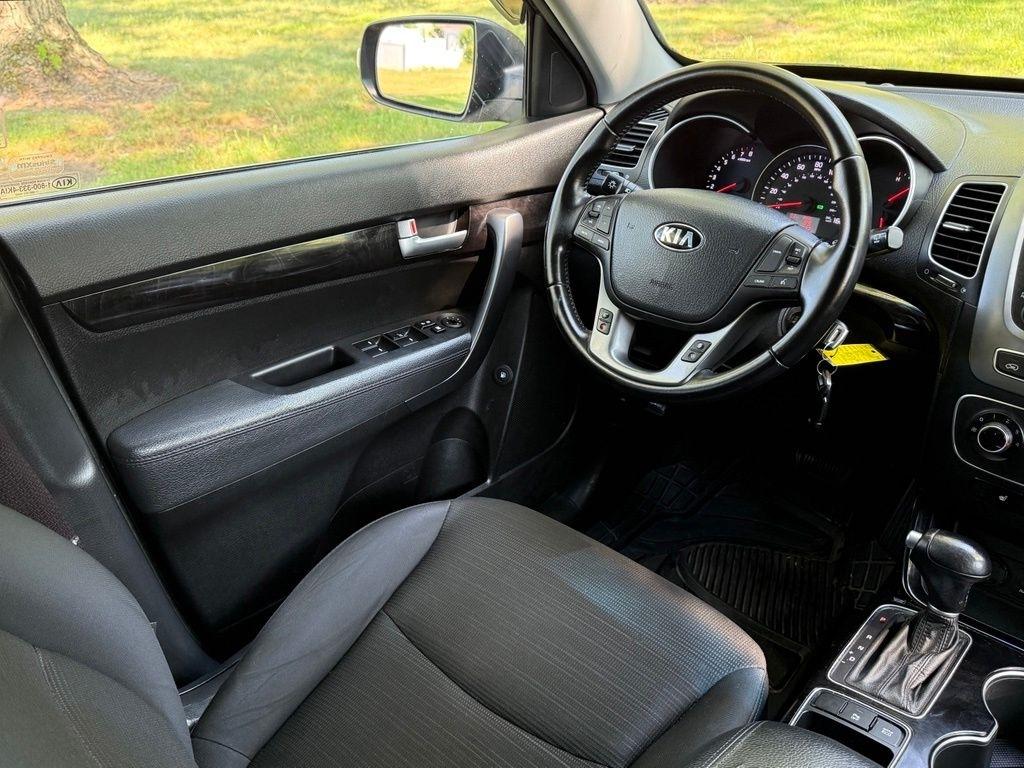 Kia Sorento 2WD 4dr I4 LX 2014