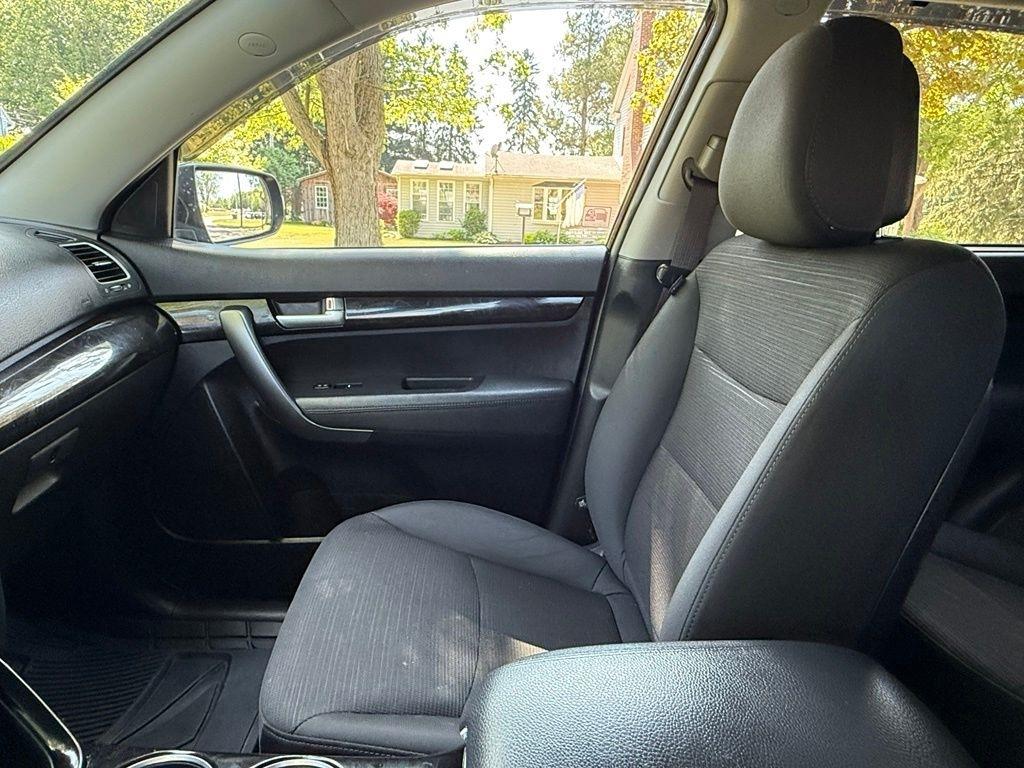 Kia Sorento 2WD 4dr I4 LX 2014